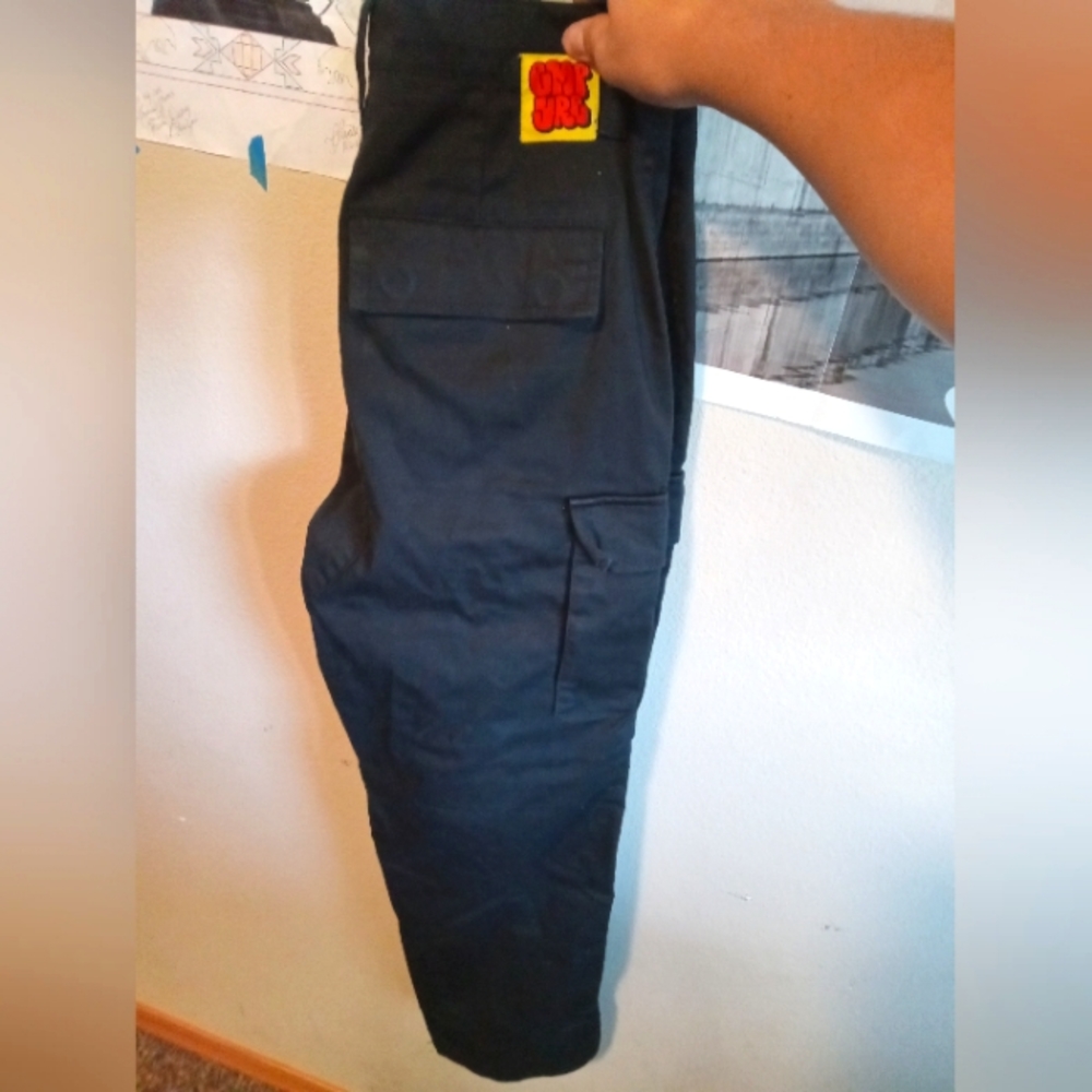 Youth empyre cargos